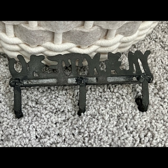 “MANTEAU” Metal Coat Rack 8-inch 3-Hook Wall-Mounted “French for Coats” - Picture 5 of 9